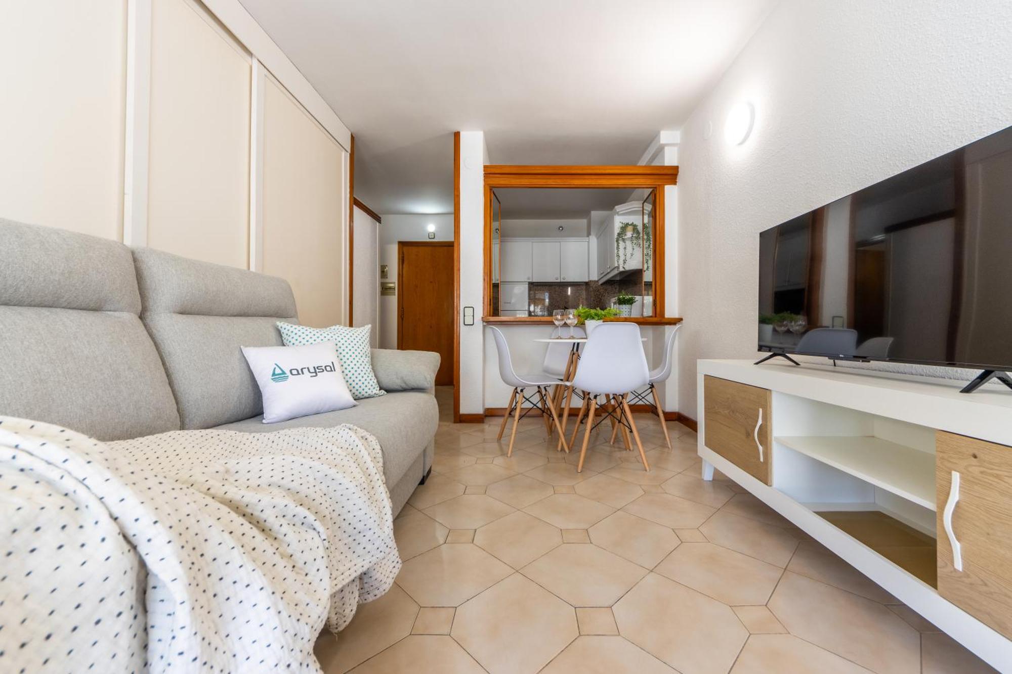 Apartment Novelty I Arysal 2